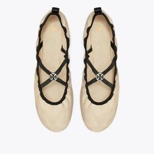 Tory Burch Soft Scrunch Patent Ballet Flats SZ 7.5 NWOT Cream Black